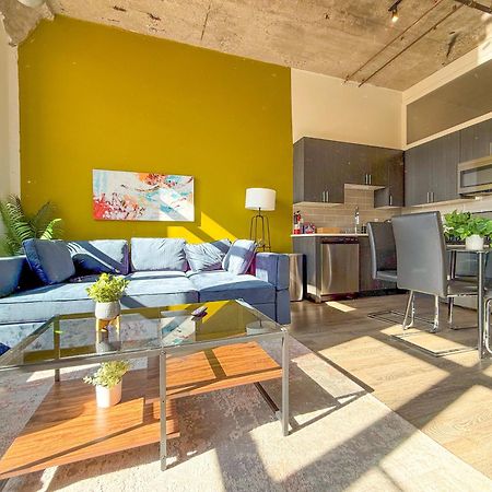 Mccormick Place 2Br Stylish Suite With Optional Parking And Gym For Up To 8 Guests Near Soldier Field And Grant Park Chicago Bagian luar foto